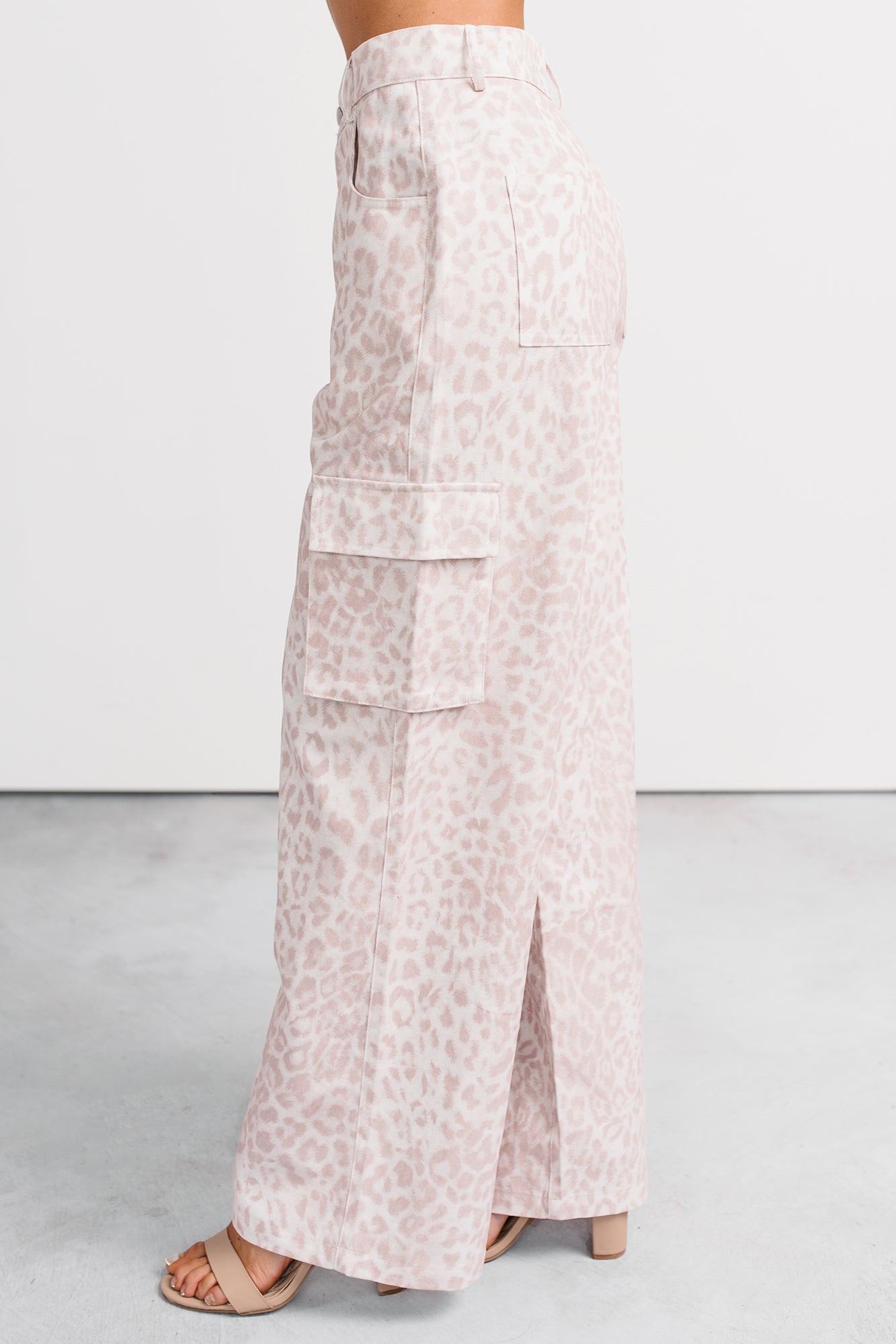Reyna Wide Leg Leopard Cargo Jeans (Pink/White)