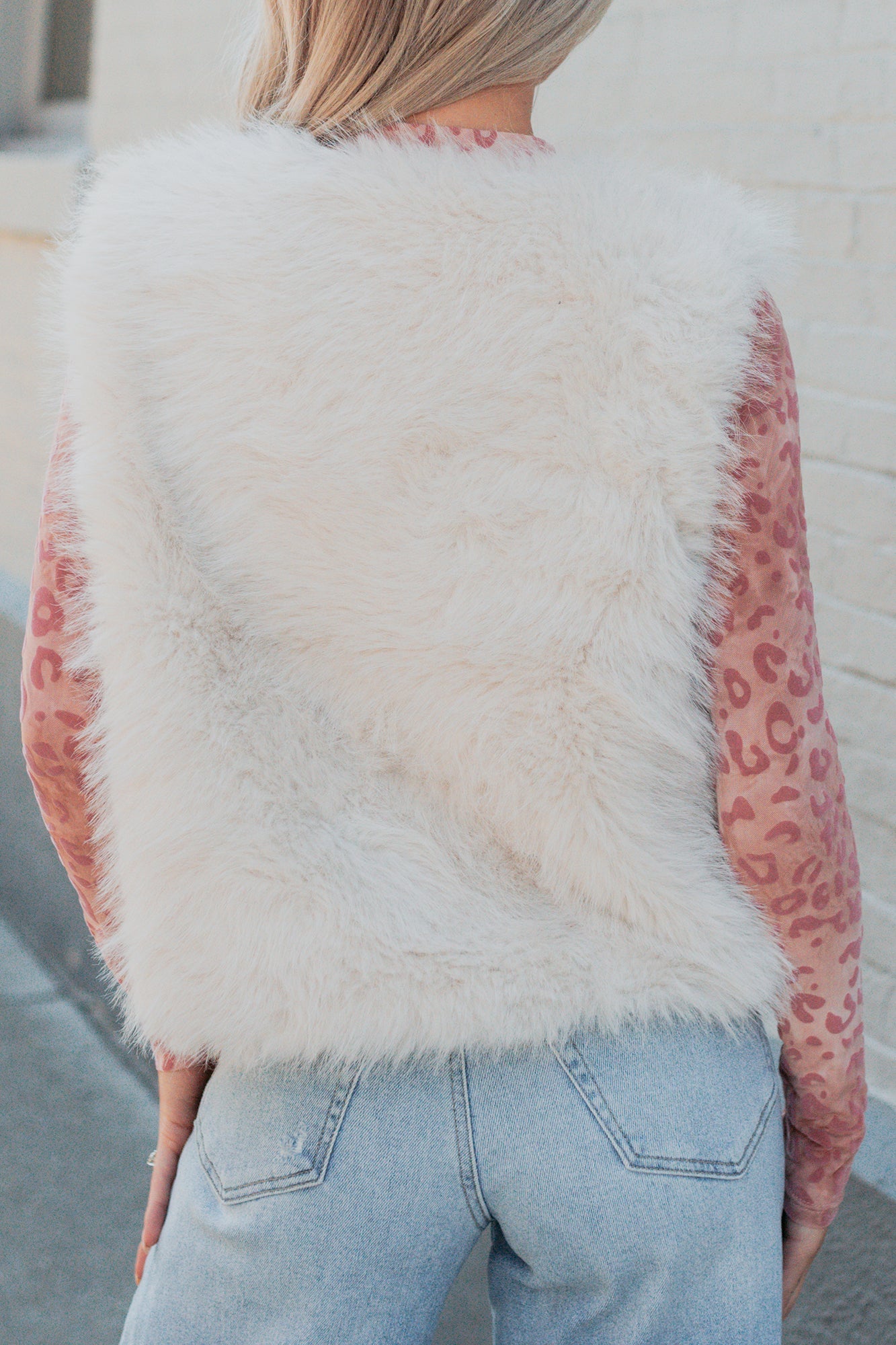 Passion & Desire Faux Fur Vest (Ecru)