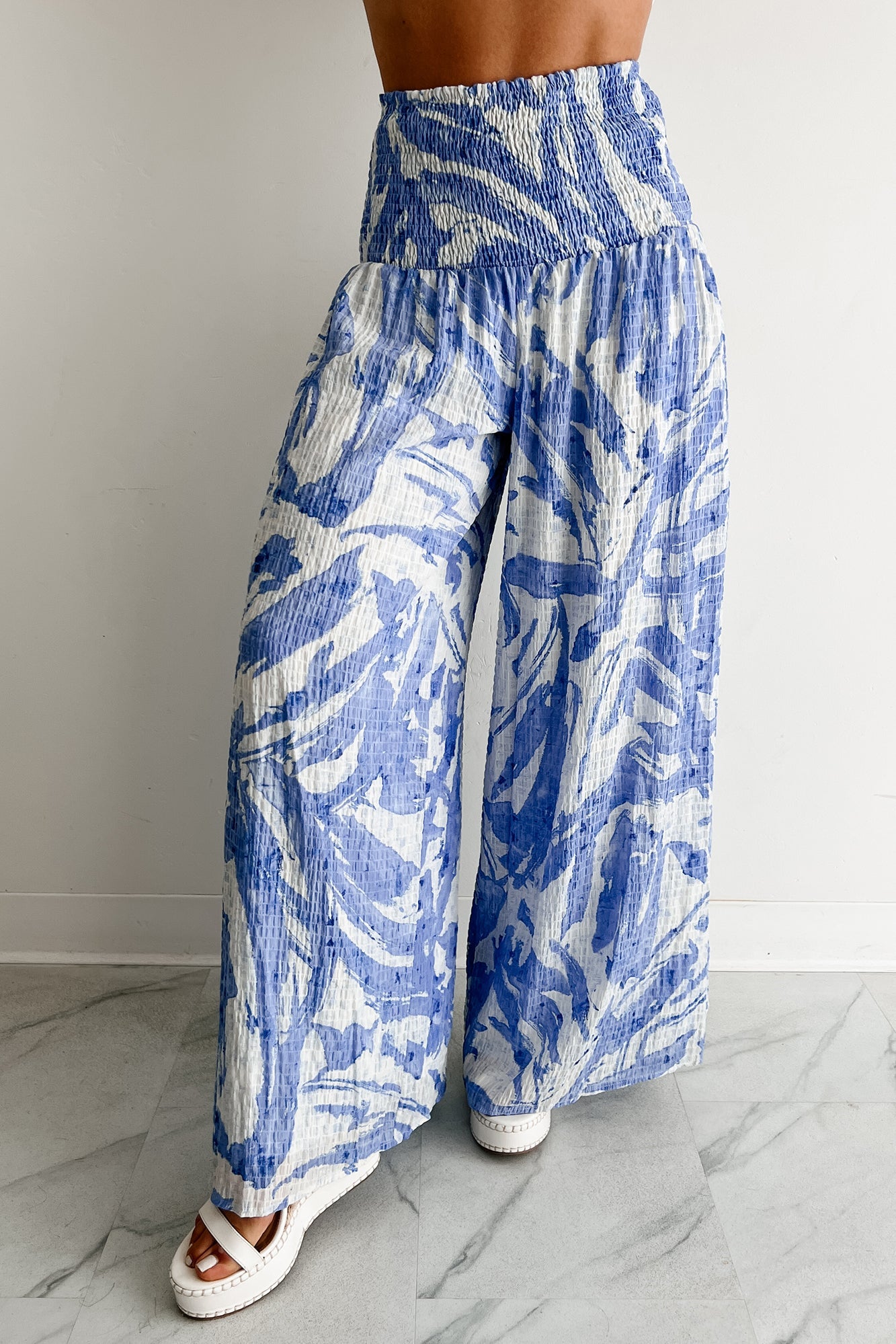Iconic Option Printed Smocked Wide Leg Pants (Blue)