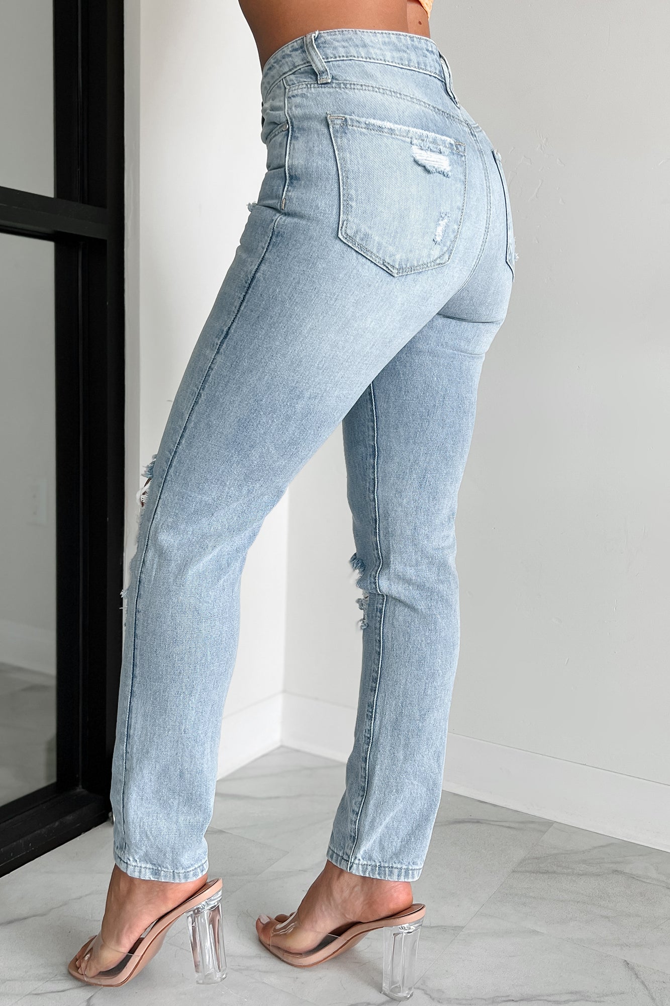 Carter High Rise Distressed Girlfriend Jeans (Light)