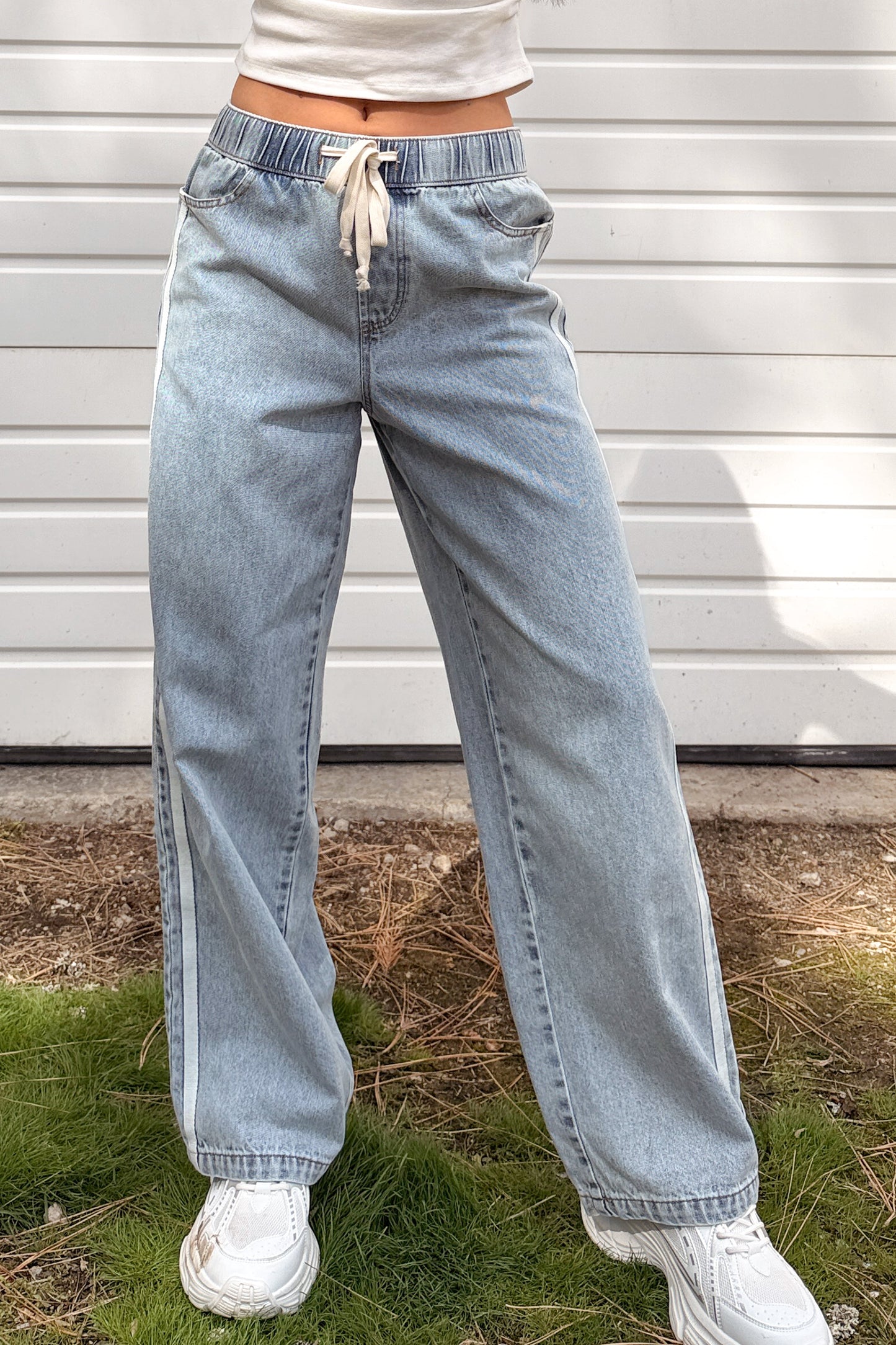 Kailer Side Stripe Wide Leg Drawstring Pants (Light Denim)