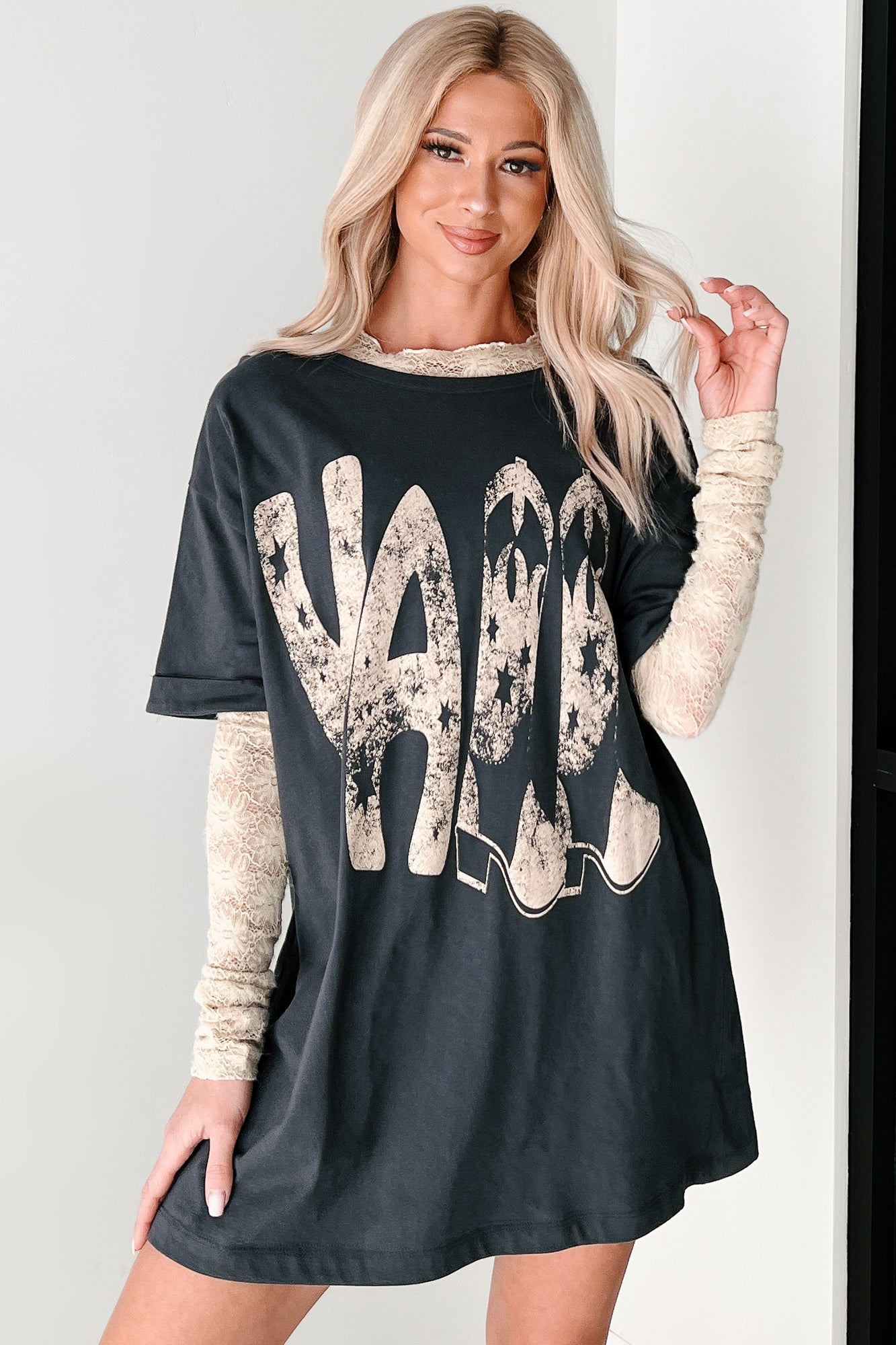 Kickin' It, Y'all Cowgirl Boot Graphic T-Shirt (Charcoal)