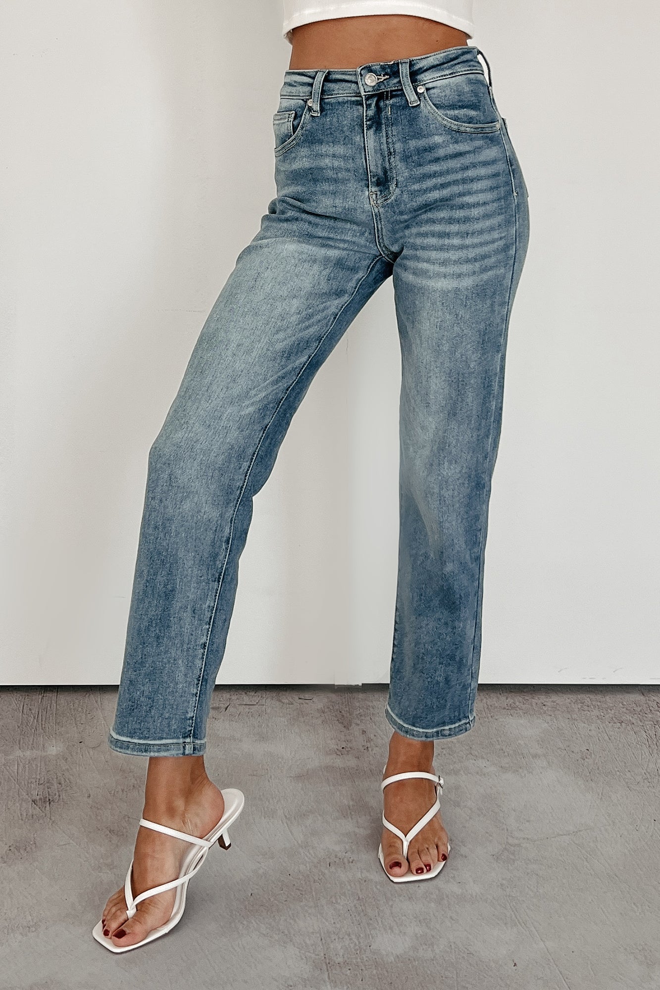 Halle Tummy Control Straight Saige Jeans (Medium Dark)