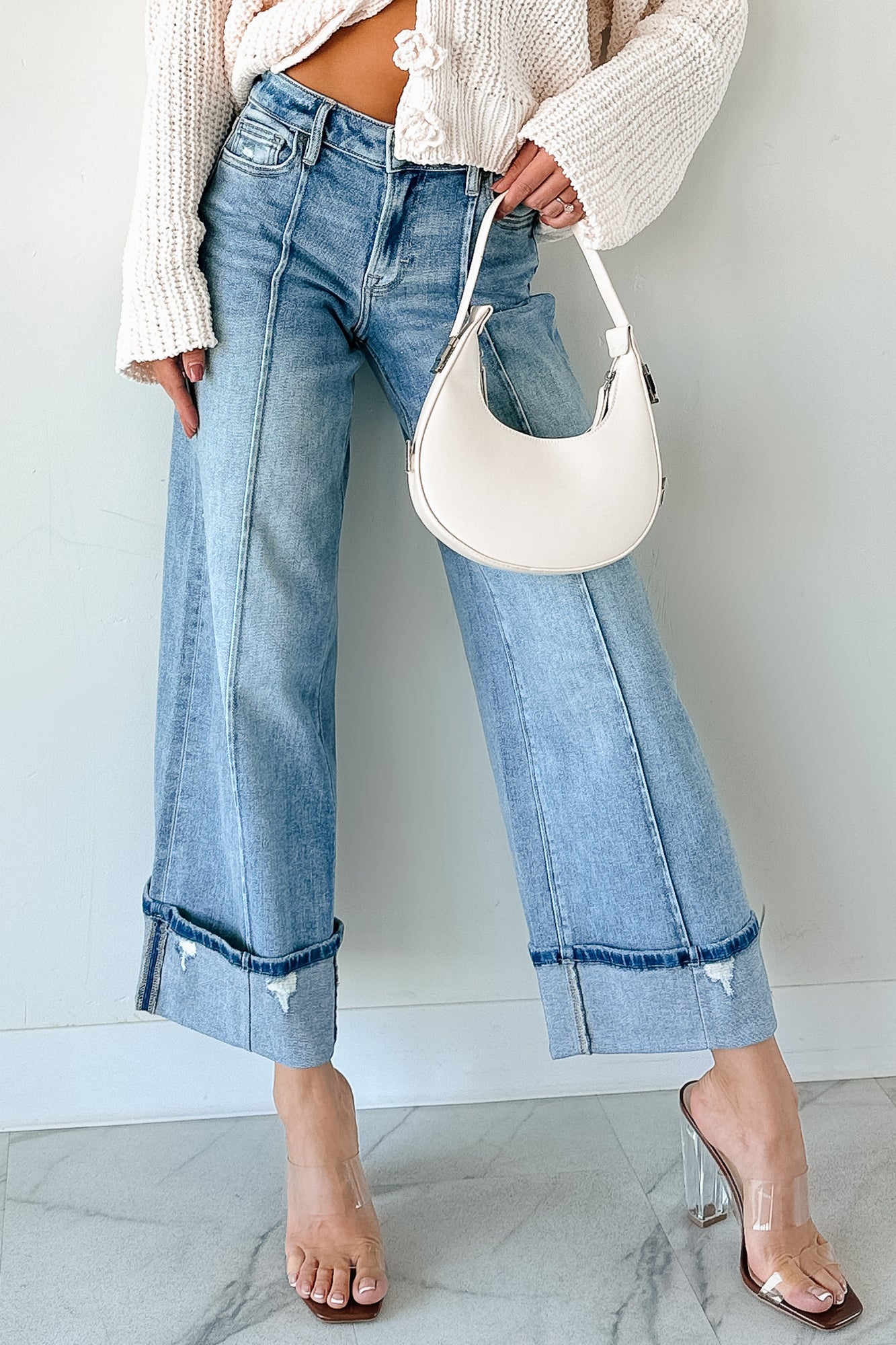 Isla Mid Rise Cuffed Wide Leg Hidden Jeans (Medium)